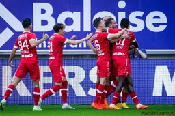 Antwerp verbaast in helse en tumultueuze topper tegen AA Gent vol VAR-incidenten