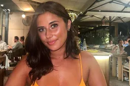 Raphaëlla verbaast ex Dante Vanzeir met diepste decolleté van het jaar: "Amai!"