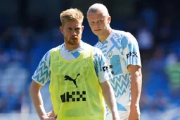 De Bruyne doet heel Engeland opschrikken met mysterieuze nieuwe look (VIDEO)