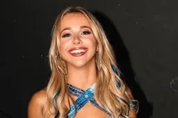 Emma Heesters laat haar borsten zien in doorzichtig kleed: "Lekker hè!"