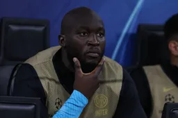 Romelu Lukaku laat alle paars-witte supporters plotsklaps kraaien van plezier