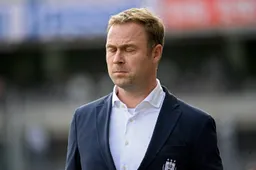 Robin Veldman grijpt zwaar in bij Anderlecht en gooit déze grote naam uit de ploeg