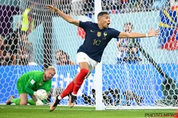 Frankrijk verslaat onder impuls van Mbappé Polen en staat in de kwartfinales van WK