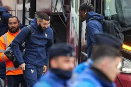 Geheim plan blootgelegd: Frankrijk kan in WK-finale stunten met... Karim Benzema
