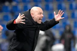 ‘Bizarre opdracht van Brian Riemer voor Jan Vertonghen tijdens match plots onthuld’