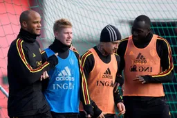 Lukaku en De Bruyne stellen Kompany voor dilemma: “Wordt persoonlijk” (VIDEO)