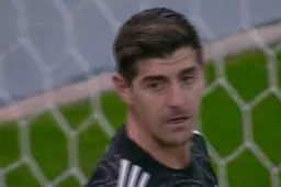 Thibaut Courtois is opnieuw de redder van Real met fantastische reddingen (VIDEO)