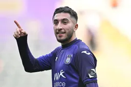 'Genkse fans zien Anouar Ait El Hadj met onverwachte deal dan toch nog vertrekken'