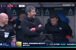 Kijkers KRC Genk-Antwerp lachen zich te pletter met bizar incident in wedstrijd