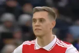 Heel Engeland heeft het over wat Duivel Leandro Trossard overkomt (VIDEO)