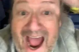 Marc Coucke gaat door het lint en viert kwalificatie op déze manier (VIDEO)