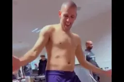 Anderlecht-sterkhouders Debast en Slimani houden zich niet in (VIDEO)