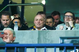 ‘Paars-wit wil toeslaan: Dít RSCA-icoon kan per direct comeback maken’