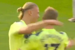 De Bruyne blaast de hele voetbalwereld op déze fabelachtig wijze omver (VIDEO)