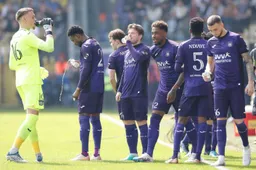 Anderlecht-drietal met de grond gelijkgemaakt: “Verkopen op eBay!” (VIDEO)