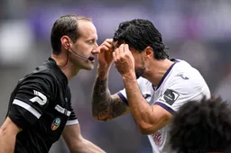 Refaelov in Genk-Anderlecht in de clinch met ref door 'schandalig' doelpunt