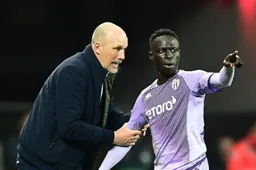 'Philippe Clement raakt slaags met ex-Club Brugge-speler Krépin Diatta'