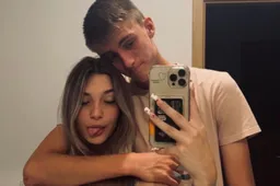 Lindsay, de knappe vriendin van Jorne Spileers, maakt fans wild met Club-tattoo