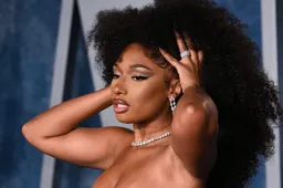 Megan doet Lukaku zweten en zoomt in op wulpse boezem: “Mamacita!”