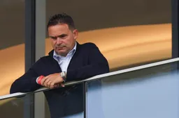 'Overmars onderhandelt over toptransfer'