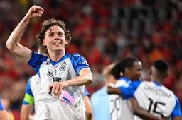 Nieuwe Club-held Maxim De Cuyper laat meteen na de wedstrijd van zich horen