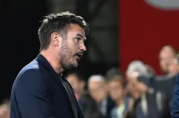 Na versterkingen: Standard hakt knoop door over ontslag van Hoefkens