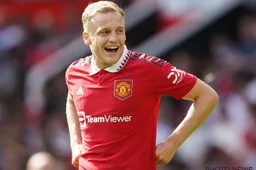'Donny van de Beek aangeboden bij Belgische topclub'
