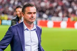 'Marc Overmars onderhandelt met Arsenal'