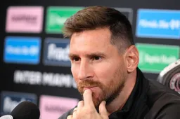 Fans schrikken: 'Lionel Messi zorgt voor bijzonder spectaculair transfernieuws'