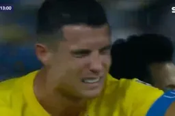 Ronaldo wordt met autootje in tranen van het veld gevoerd na dít te doen (VIDEO)