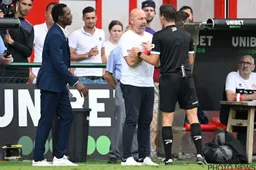 'Anderlecht-bestuur grijpt in bij coach Riemer'