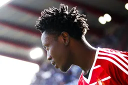 Woedend blauw-zwart bestolen door VAR?: “Dit is waanzin!”