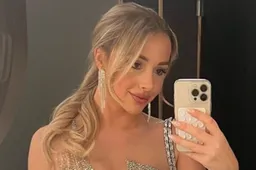 Emma Heesters laat alles zien in doorzichtig kleedje: "Wat ben je knap!"