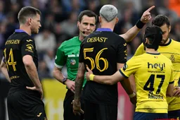 Anderlecht krijgt te horen of rode kaart voor Zeno Debast terecht was