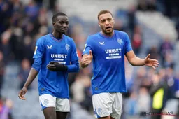 Philippe Clement kan ogen niet geloven na déze vreselijke misser van ex-Anderlecht-spits