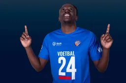 Ex-ploegmaat van Jérémy Doku wil zich bij Geel opnieuw bewijzen: "Dezelfde ambitie als Geel: Terug hogerop geraken"