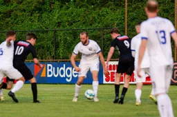 Verbroedering Geel wint eerste oefenmatch bij buren van Sint-Dimpna