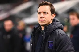 'David Hubert krijgt opeens heel slecht nieuws te horen bij Anderlecht'