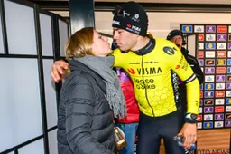 Prachtig wat Wout van Aert doet voor zijn vrouw Sarah De Bie