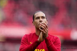 'Virgil van Dijk deelt Ajax gigantische mokerslag uit'