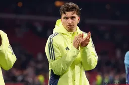 Slecht nieuws over Mika Godts bij Ajax