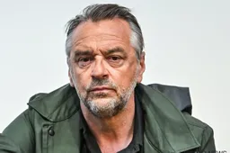 'Details uitgelekt, Tom Waes wordt steenrijk bij VRT'