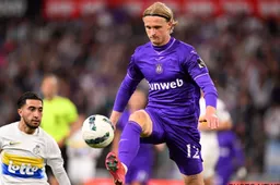 'Verrassend vertrek van Dolberg, Anderlecht pakt miljoenen'