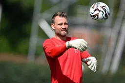 Mignolet niet blij met ingreep van Hayen: "Dikke zever!"