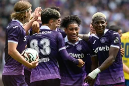 Anderlecht-fans doen oproep klinkende zege: "Zorg dat hij blijft!"
