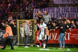 Woeste Anderlecht-fans eisen nieuw ontslag na vertrek Dolberg