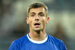 Peperdure Dante Vanzeir keihard gedumpt