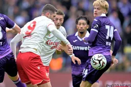 "Dit moet normaal donkerrood zijn!": Grote ophef bij RSCA-Standard