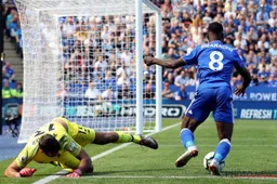 Liverpool behoudt maximum ondanks enorme flater van Alisson