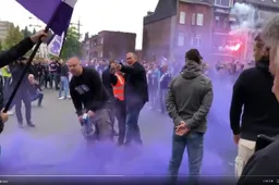 Indrukwekkend: Anderlecht-fans wachten spelersbus op (Video)